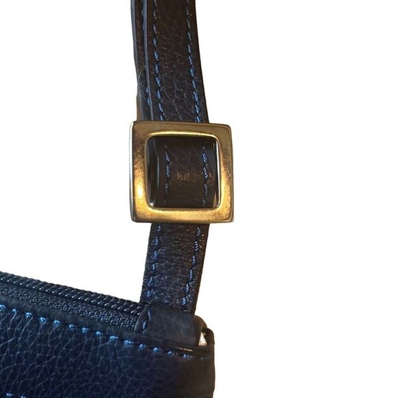 Peruzzi Blue Italian Leather‎ Purse - Picture 7 of 8